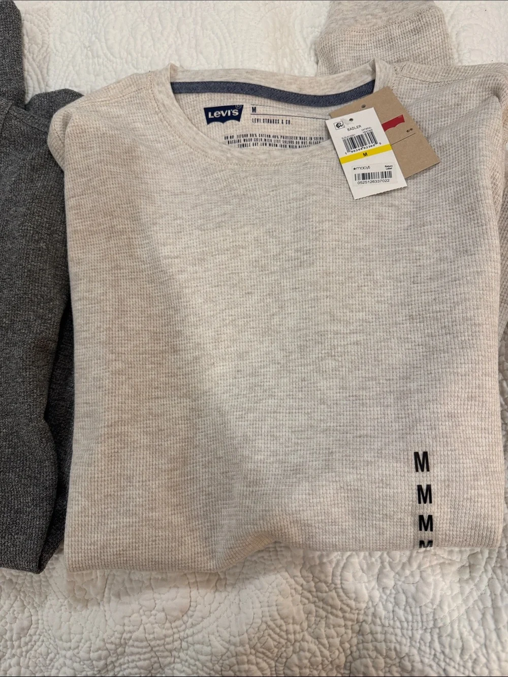 Levi's Long Sleeve Crewneck Sweater in Light Beige